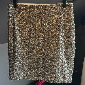 Mini gold skirt